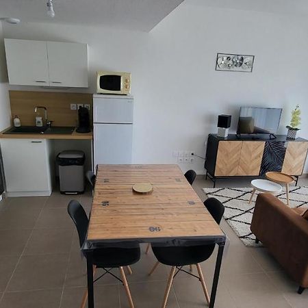 Appartement Avec Balcon/Terrasse Monteux Exterior foto